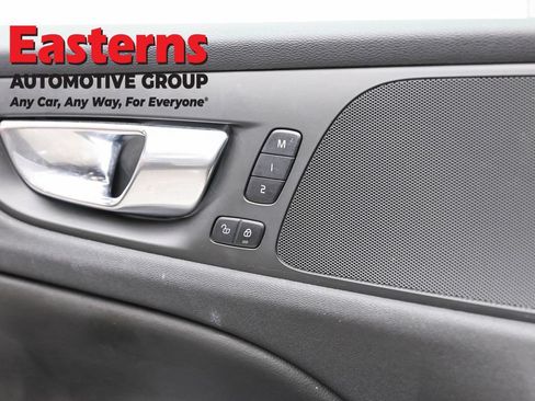 Used 2022 Volvo S60 B5 Inscription AWD/4WD image 21