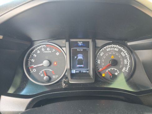 Used 2020 Toyota Tacoma SR image 17