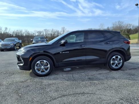 Used 2025 Chevrolet Blazer LT FWD image 34