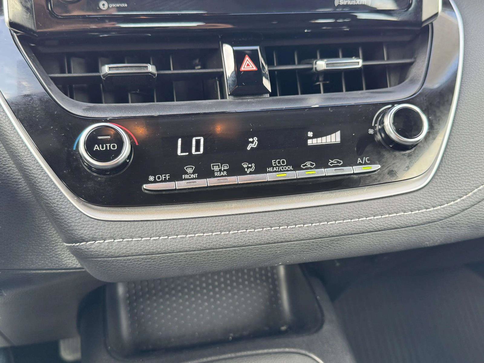 Used 2022 Toyota Corolla SE FWD image 42