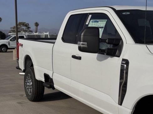 New 2025 Ford F350 XLT w/ FX4 Off-Road Package AWD/4WD image 5