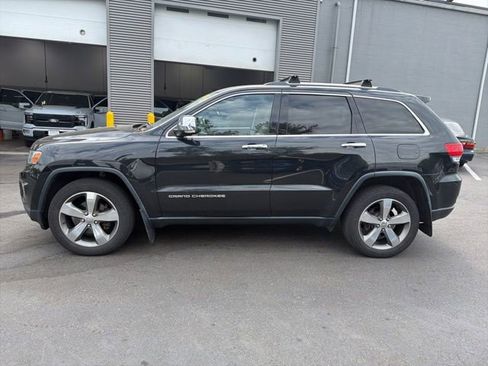 Used 2016 Jeep Grand Cherokee Limited AWD/4WD image 4