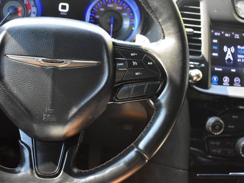 Used 2017 Chrysler 300 S w/ 300S Premium Group 2 w/2_L RWD image 32