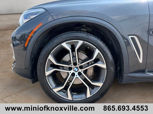 Used 2021 BMW X5 xDrive40i w/ Convenience Package AWD/4WD image 9