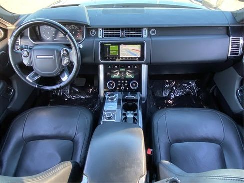 Used 2018 Land Rover Range Rover HSE image 24