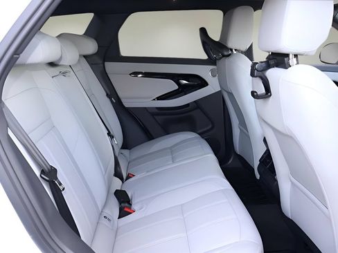 New 2026 Land Rover Range Rover Evoque S AWD/4WD image 16