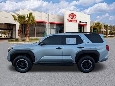 Certified 2025 Toyota 4Runner TRD Off-Road Premium image 8