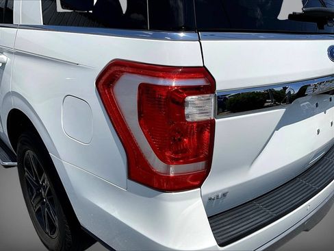 Used 2021 Ford Expedition XLT AWD/4WD image 23
