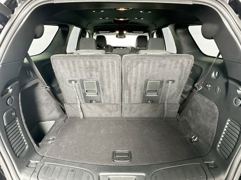 Used 2025 Dodge Durango R/T w/ Blacktop Package image 26