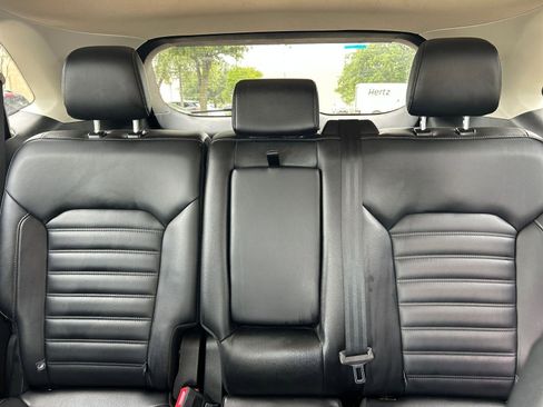 Used 2022 Ford Edge SEL image 38