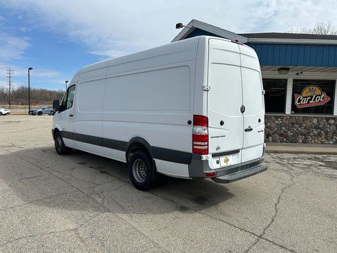 Used 2015 Mercedes-Benz Sprinter 3500 image 7