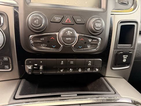 Used 2016 RAM 1500 Sport w/ Sport Premium Group AWD/4WD image 4