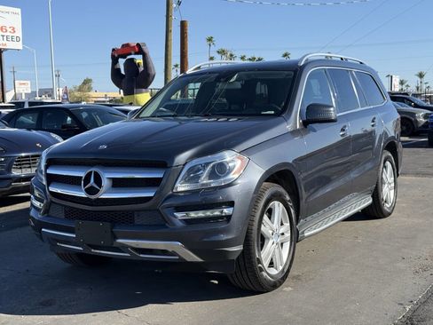 Used 2015 Mercedes-Benz GL 450 4MATIC image 1