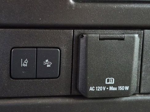 Used 2020 Chevrolet Express 3500 w/ Driver Convenience Package image 23