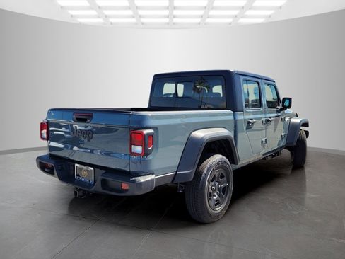 New 2026 Jeep Gladiator Sport AWD/4WD image 4