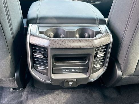 New 2026 RAM 1500 4x4 Crew Cab image 27