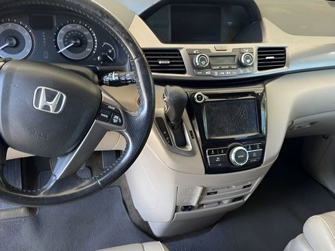 Used 2014 Honda Odyssey EX-L image 23