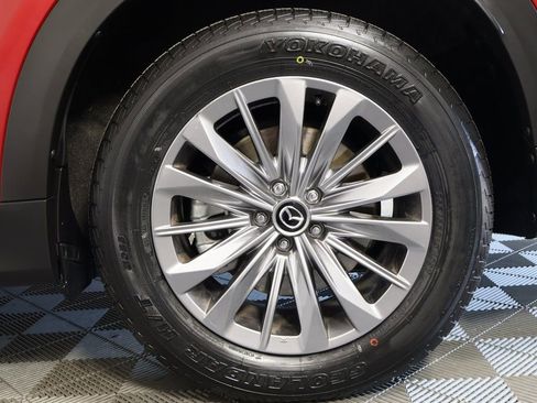 Certified 2024 MAZDA CX-90 Plug-In Hybrid w/ Preferred AWD/4WD image 17