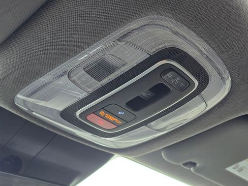 Used 2024 Hyundai Elantra SEL w/ Convenience Package image 34