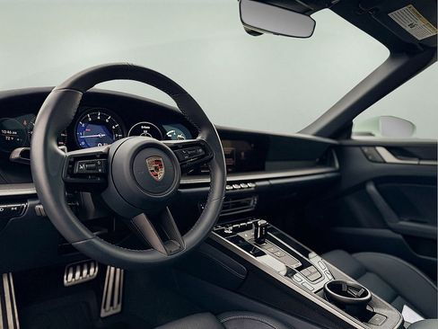 Used 2024 Porsche 911 Targa 4 w/ Premium Package image 21