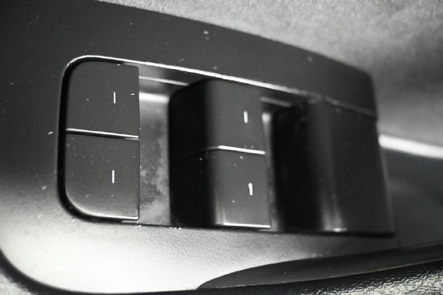 Used 2023 Tesla Model 3 Standard Range RWD image 23