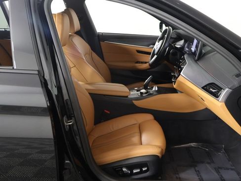 Used 2023 BMW M550i xDrive w/ Executive Package AWD/4WD image 29