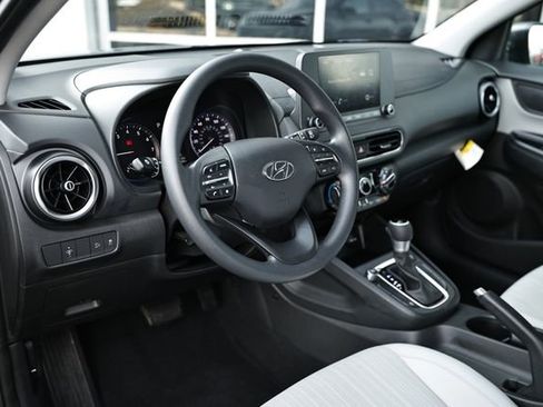 Used 2023 Hyundai Kona SEL image 20