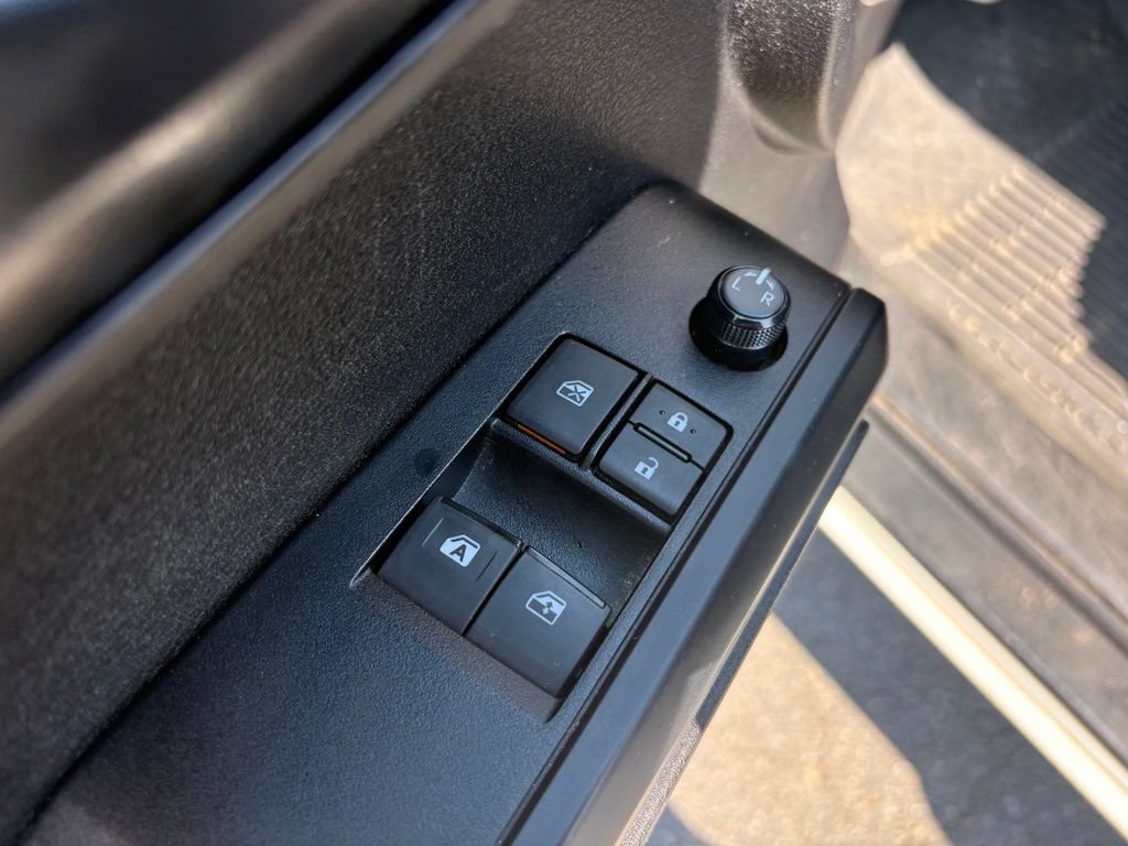 Used 2022 Toyota Tacoma SR RWD image 12