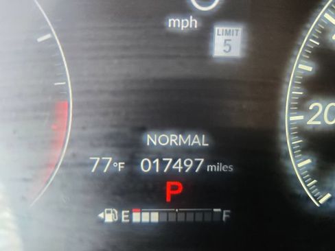 Used 2025 Honda HR-V Sport image 22