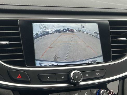 Used 2018 Buick LaCrosse Essence FWD image 15