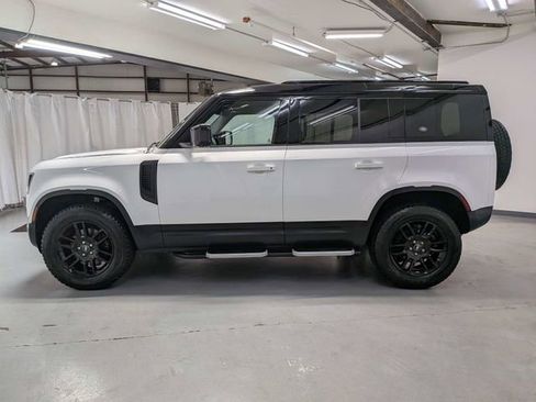 Used 2023 Land Rover Defender 110 S image 24