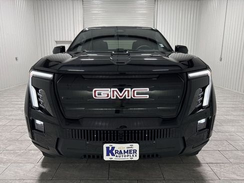 New 2026 GMC Sierra EV Elevation w/ LPO, Elevation Dark Package image 32