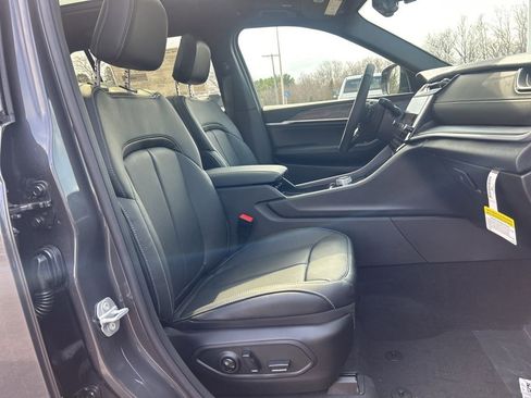 New 2026 Jeep Grand Cherokee L Limited AWD/4WD image 8