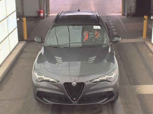 Used 2024 Alfa Romeo Stelvio Quadrifoglio AWD/4WD image 2