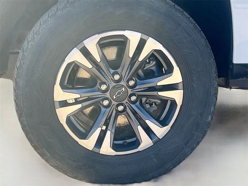 Used 2022 Chevrolet Colorado Z71 image 30