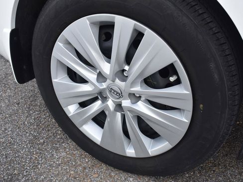 Used 2024 Nissan Sentra S image 10