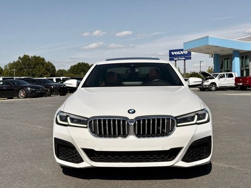 Used 2022 BMW 530i w/ M Sport Package RWD image 7