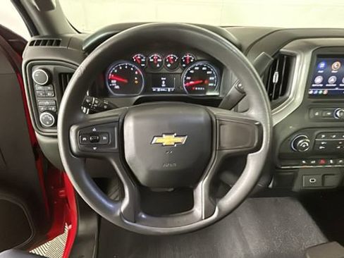Used 2020 Chevrolet Silverado 1500 Custom w/ Custom Value Package AWD/4WD image 15