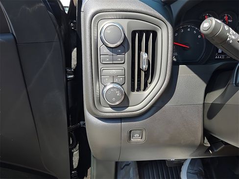 New 2026 GMC Sierra 1500 Pro w/ Pro Value Package image 15