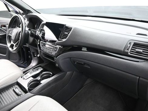Used 2019 Honda Passport Touring image 24