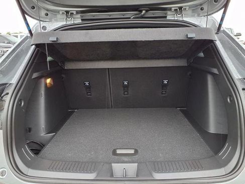 New 2026 Chevrolet Trax RS w/ Driver Confidence Package FWD image 18
