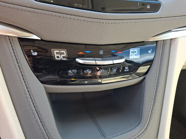 Used 2023 Cadillac XT5 Premium Luxury AWD/4WD image 19