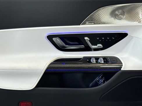 New 2025 Mercedes-Benz SL 63 AMG S e Performance 4MATIC image 16