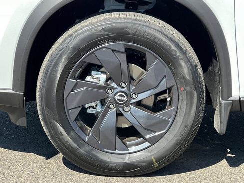 New 2026 Nissan Rogue SV image 35