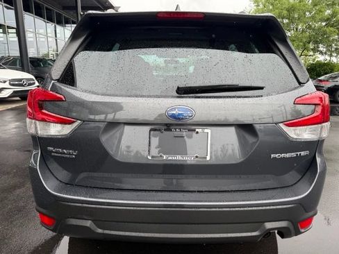 Used 2023 Subaru Forester Premium AWD/4WD image 7