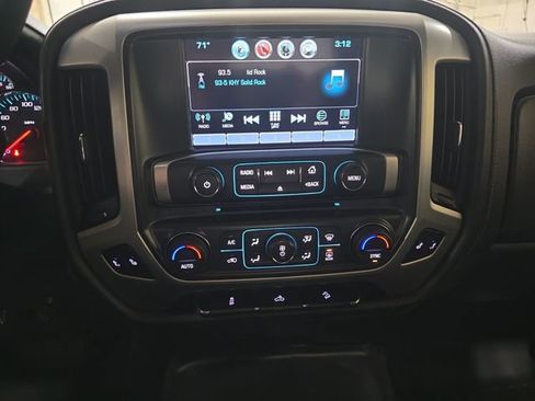 Used 2017 GMC Sierra 1500 SLE image 22