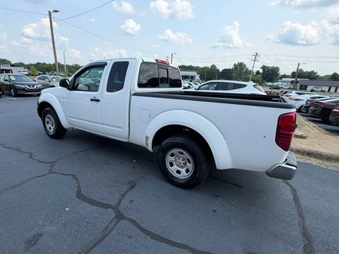 Used 2006 Nissan Frontier XE w/ (G01) XE Preferred Pkg RWD image 4