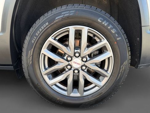 Used 2018 GMC Acadia SLT AWD/4WD image 11