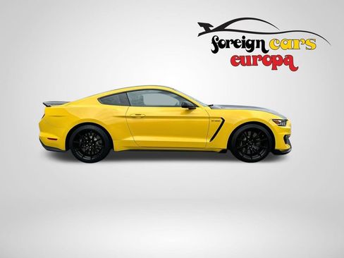 Used 2017 Ford Mustang Shelby GT350 image 8