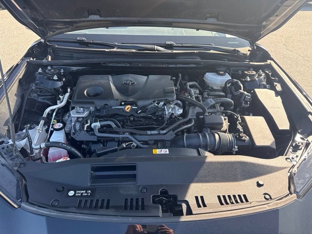 Used 2025 Toyota Camry LE FWD image 27
